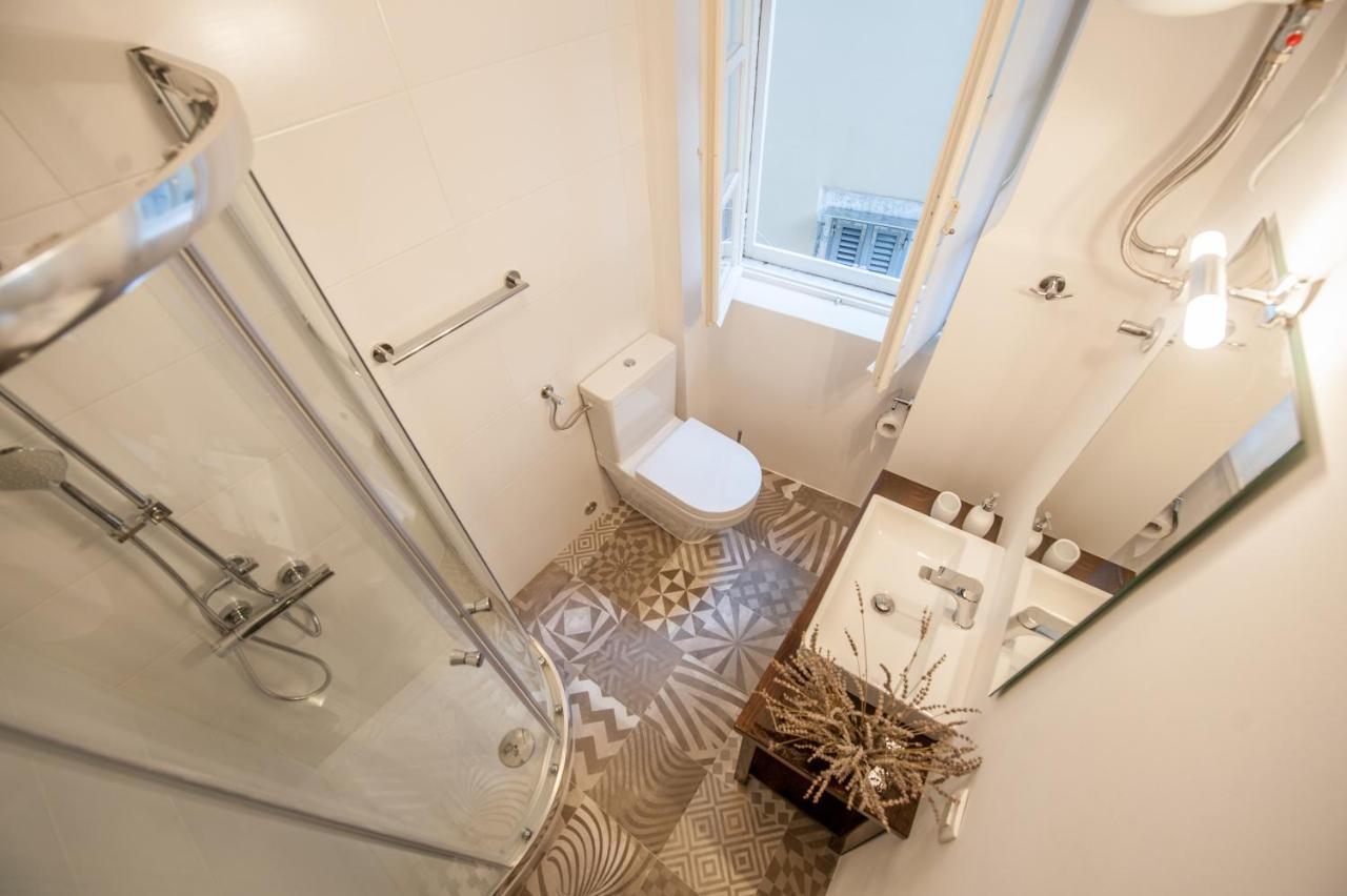 Studio Apartment Casa Di Pietra โรวีน ภายนอก รูปภาพ