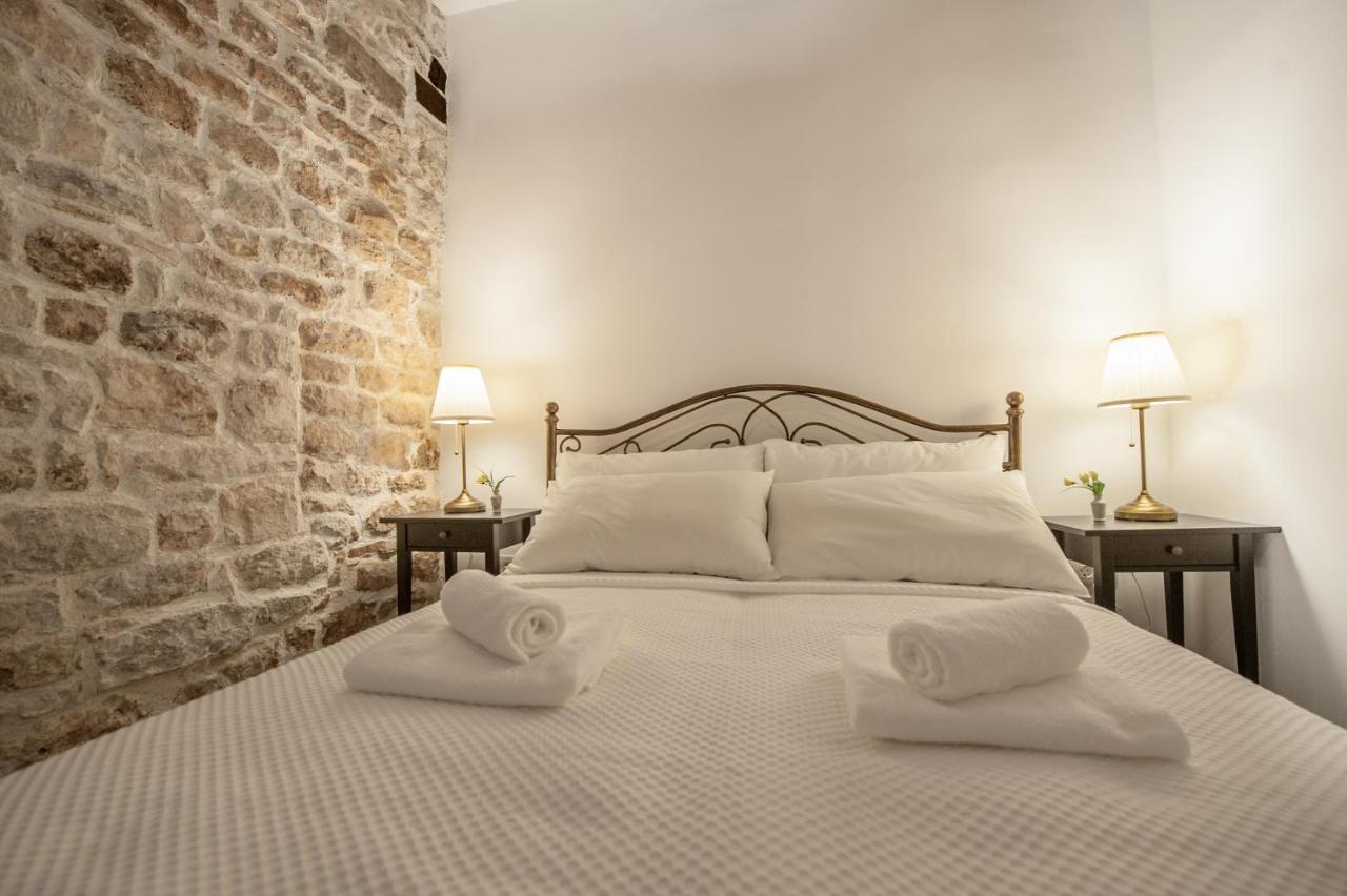 Studio Apartment Casa Di Pietra โรวีน ภายนอก รูปภาพ