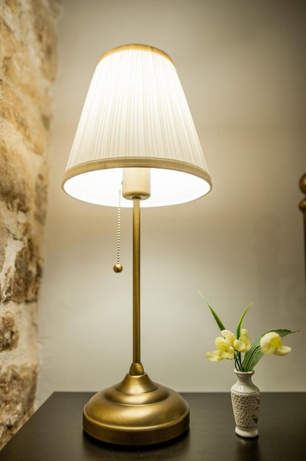 Studio Apartment Casa Di Pietra โรวีน ภายนอก รูปภาพ